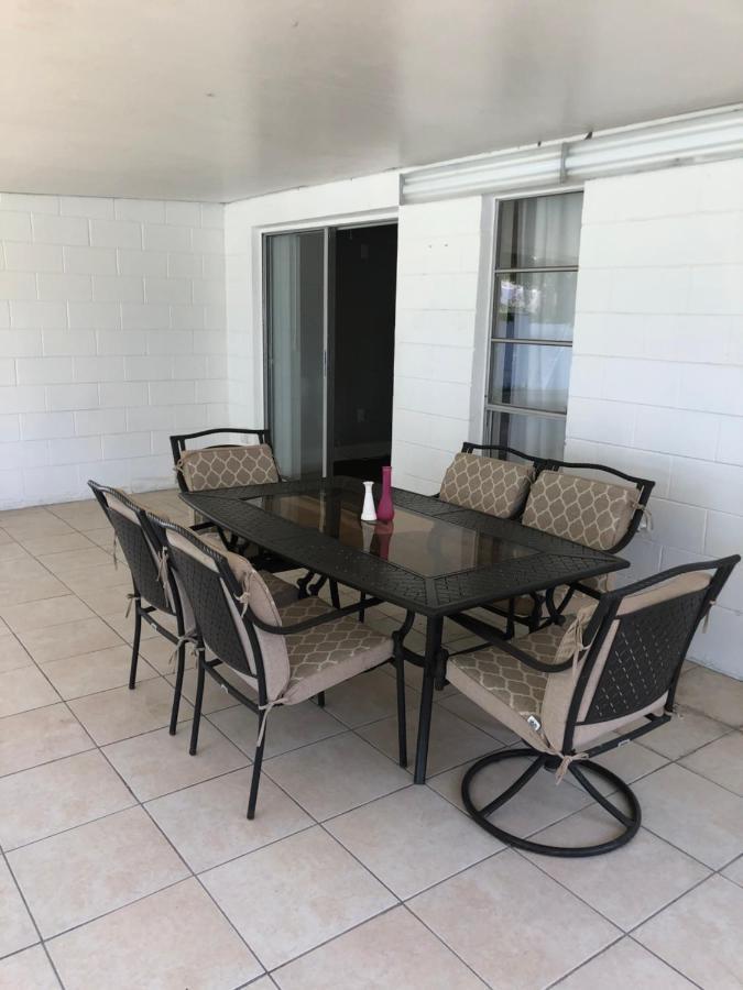 הוילה טאמפה Cheerful 3 Bed House In A Cul- De-Sac! מראה חיצוני תמונה
